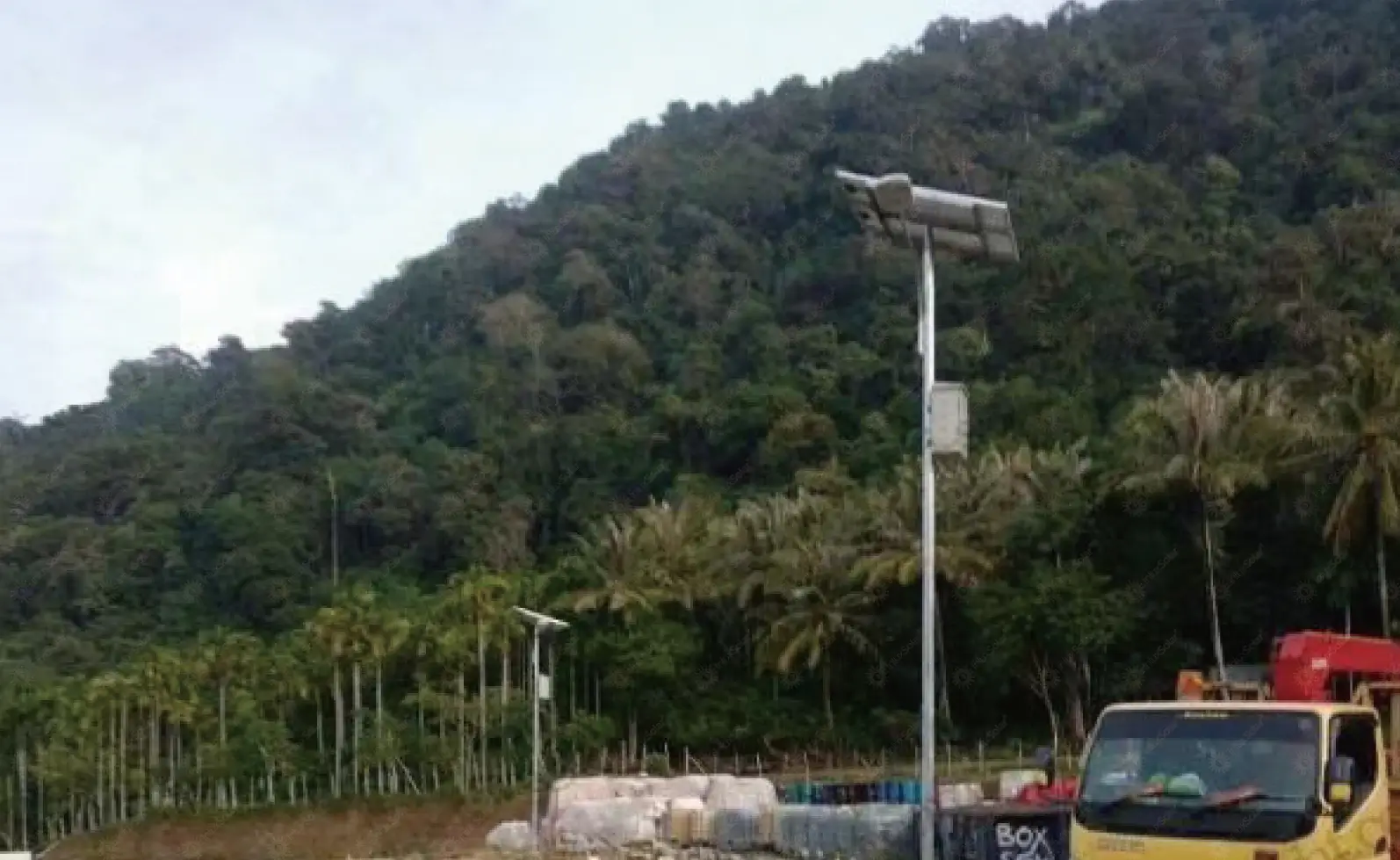 Solar Street Lights in Construction Site on the Island_2