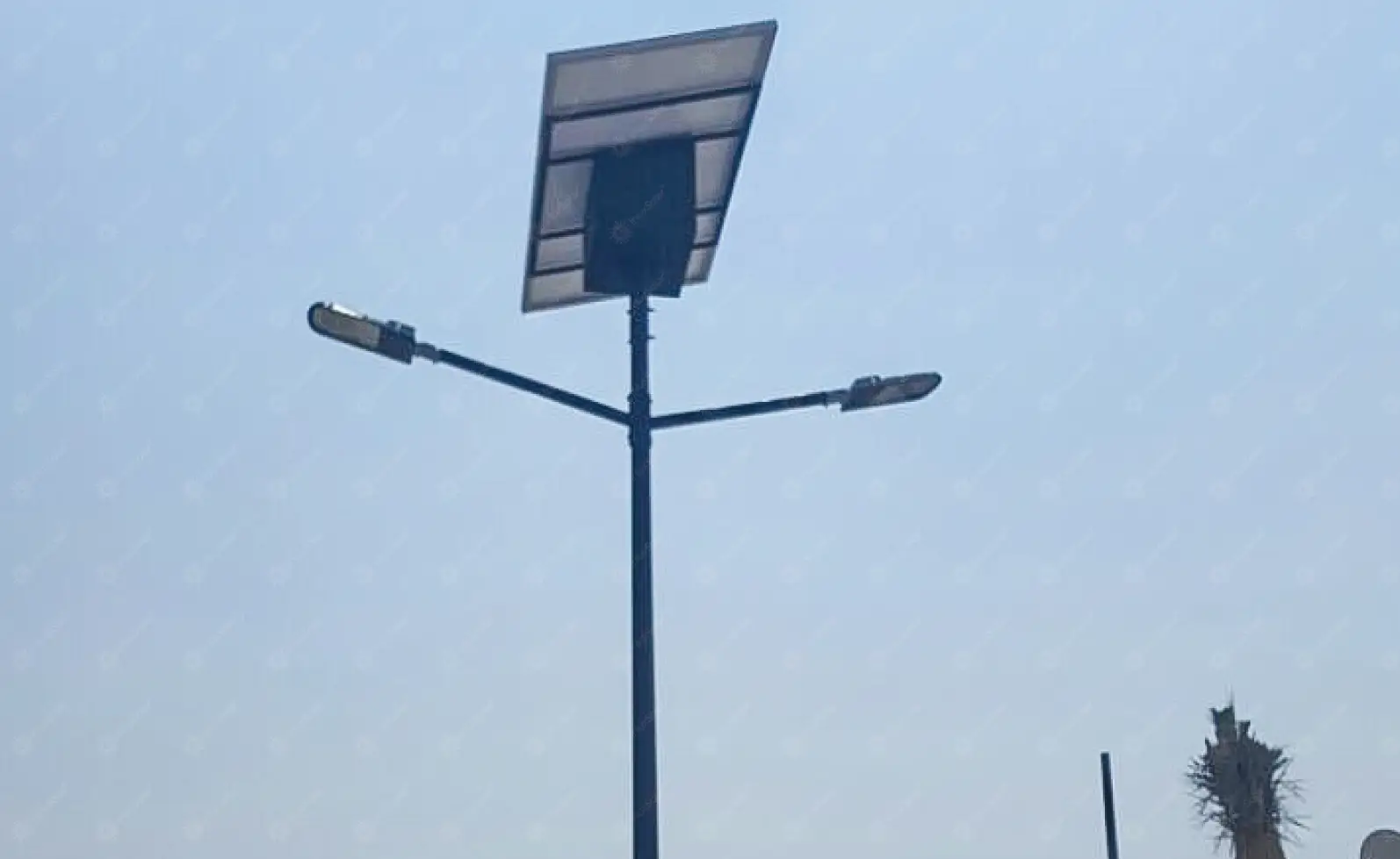 Solar street lighting in front of the town hall_1